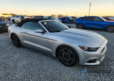 2019 Ford Mustang z USA, uszkodzony, nr VIN 1FATP8UH6K5170365